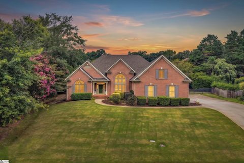 105 River Walk Drive pending home in River Walk, Simpsonville, SC