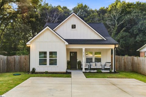 Homes in Woodland Heights, Fountain Inn