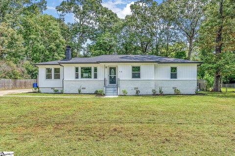 12 Brewster Drive pending home in Pine Brook, Taylors, SC