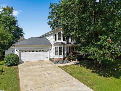 19 Chantilly Rue Court active home in Chantilly, Simpsonville, SC