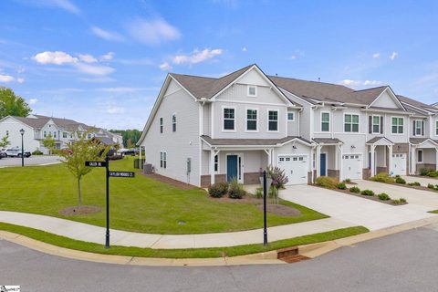 203 Taylor Woods Court active home in Miller Park, Greenville, SC