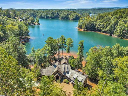 105 Burwood Court active home in The Reserve At Lake Keowee, Sunset, SC