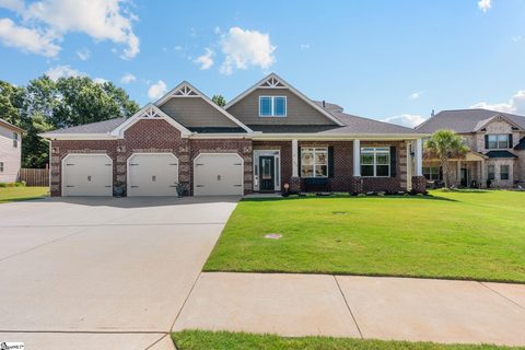 425 Castleford Place pending home in Ashcroft, Simpsonville, SC