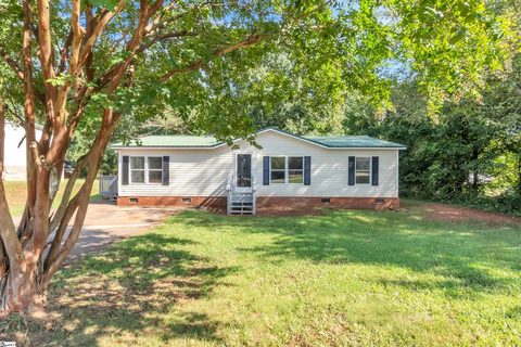 4 Current Drive pending manufactured home in River Breeze, Greenville, SC