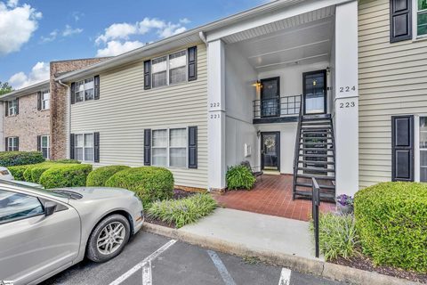 Homes in Riverbend Condos, Greenville
