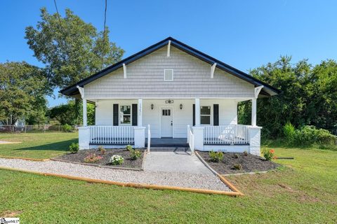 125 Cunningham Street active home in Mayfair Mills, Arcadia, SC