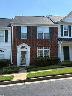 338 Moonstone Drive active home in Hadley Park, Mauldin, SC