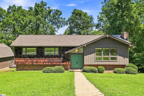 4 Riverview Drive pending home in Riverdale, Greenville, SC