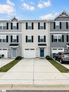 31 Verdant Leaf Way active townhome in August Brook, Greenville, SC
