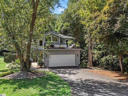 24 Old House Lane active home in Oak Creek, Spartanburg, SC