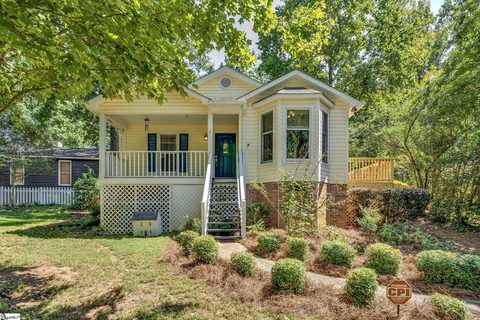 7 Venning Court active home in Croftstone, Greenville, SC
