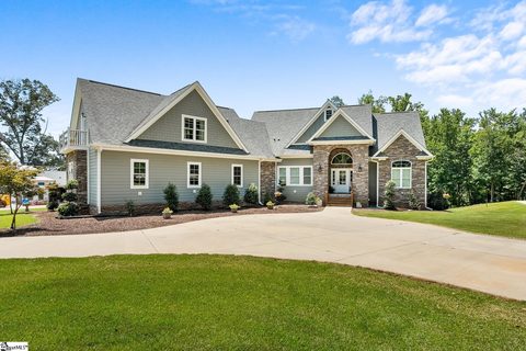 206 James Hare Road active home in Lake Hartwell, Anderson, SC
