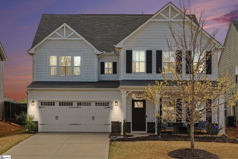 913 St Elmo'S Court active home in Rainwater, Duncan, SC