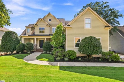 201 Castle Creek Drive active home in Castle Rock, Greer, SC