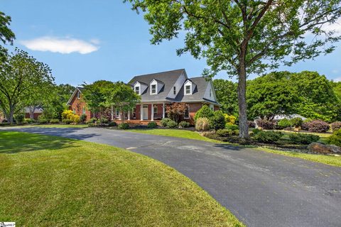646 Harrison Bridge Road active home in Fox Hollow Farm, Simpsonville, SC