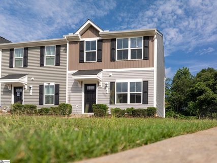 545 Hampton Townes Drive active home in Hampton Townes, Greenville, SC