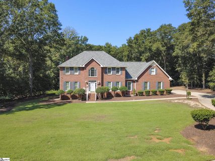 1117 Thornehill Drive active home in Thornehill, Anderson, SC