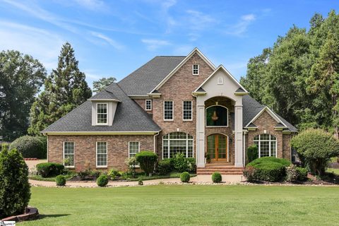 227 Woodlake Drive active home in Woodlake, Spartanburg, SC