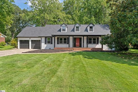 201 Rosemary Lane active home in Rosedale, Greenville, SC