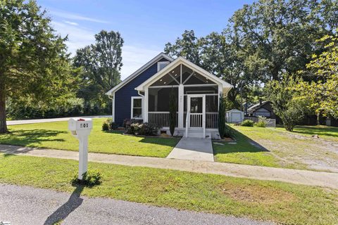 Homes in Woodside Mill, Simpsonville