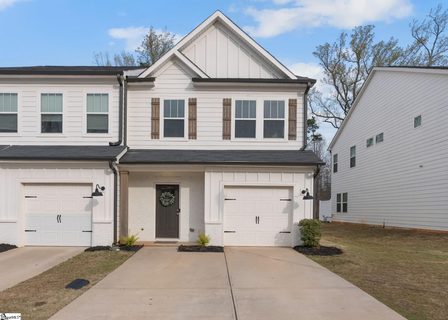100 Grey Oak Trail active home in Branchwood, Greer, SC