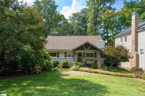 220 Cammer Avenue active home in Augusta Road, Greenville, SC