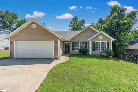 Homes in St. Mark'S Pointe, Taylors