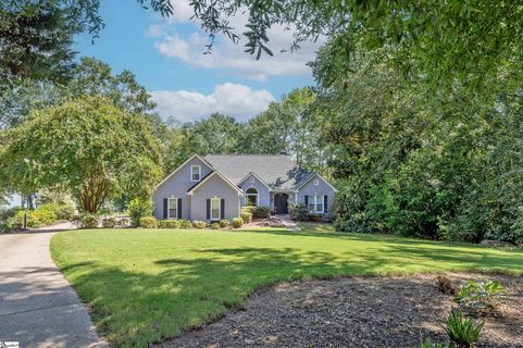 116 Blue Water Trail active home in Lanfords Pointe, Taylors, SC