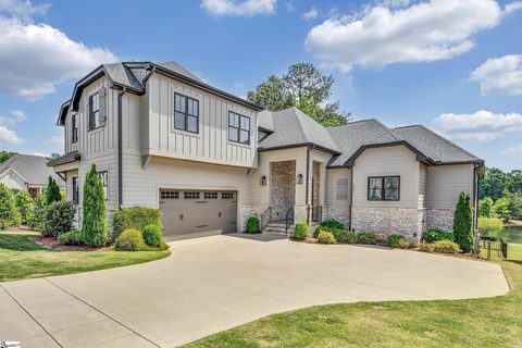 Homes in Chestnut Pond, Simpsonville