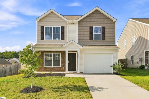 105 Rustic Ridge Drive active home in Lenhardt Grove, Easley, SC