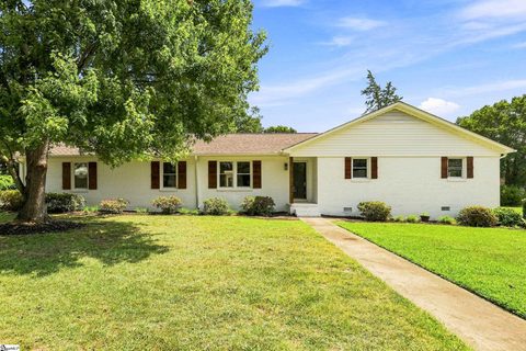 Homes in Wemberly Way, Simpsonville
