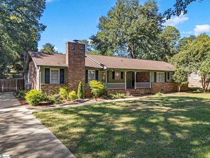 494 Royal Oak Drive pending home in Windsor Forest, Spartanburg, SC
