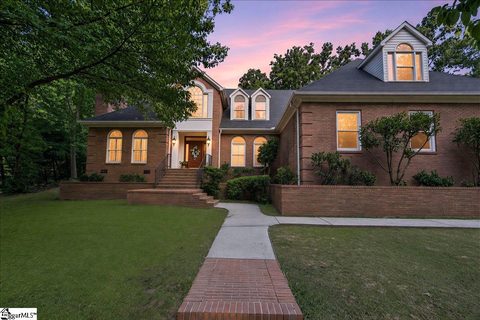 Homes in Linkside, Taylors