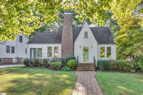 327 W Prentiss Avenue active home in Augusta Road, Greenville, SC
