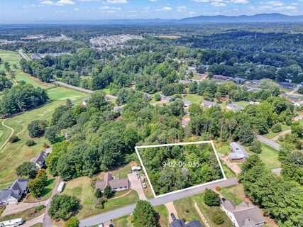 00 Colonial Drive active home in Country Club Estates, Greer, SC