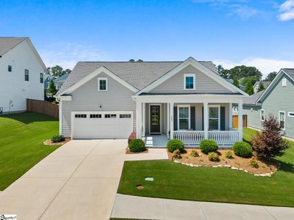 105 Semillon Road active home in Chastain Glen At Five Forks, Simpsonville, SC