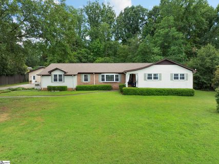 3 Providence Square active home in Pelham Estates, Greenville, SC