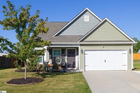 14 Steeds Glen Road active home in Harvest Glen, Piedmont, SC