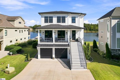 164 Polo Court active home in The Plantation, Ninety Six, SC