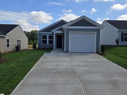 194 Cloverfield Lane active home in Evergreen, Spartanburg, SC