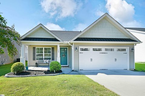 Homes in Magnolia Green, Greer