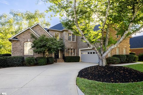 700 Mossy Ledge Lane active home in Asheton Lakes, Simpsonville, SC