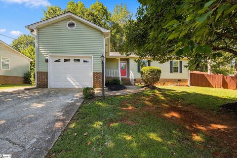 Homes in Crestview Hills, Greer