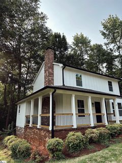 2 Saint Andrews Court active home in Glen Garry, Greenville, SC