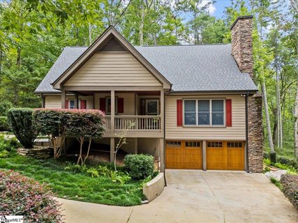205 Pitcher Plant Lane active home in The Cliffs At Keowee Vineyards, Sunset, SC