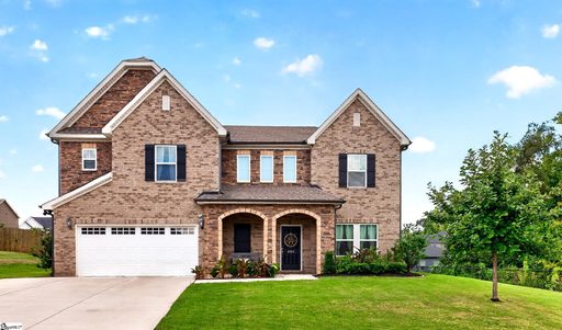 2505 Apsley Court active home in Redcroft, Greer, SC