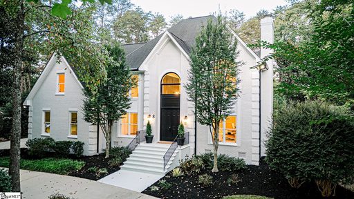 8 Sneed Drive active home in Linkside II, Taylors, SC