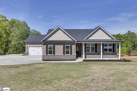 Homes in Hinton Farms, Easley