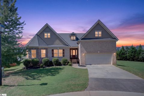 710 Winston Oaks Court active home in Lost River, Simpsonville, SC