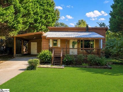 124 Nottingham Lane active home in Briarwood, Easley, SC